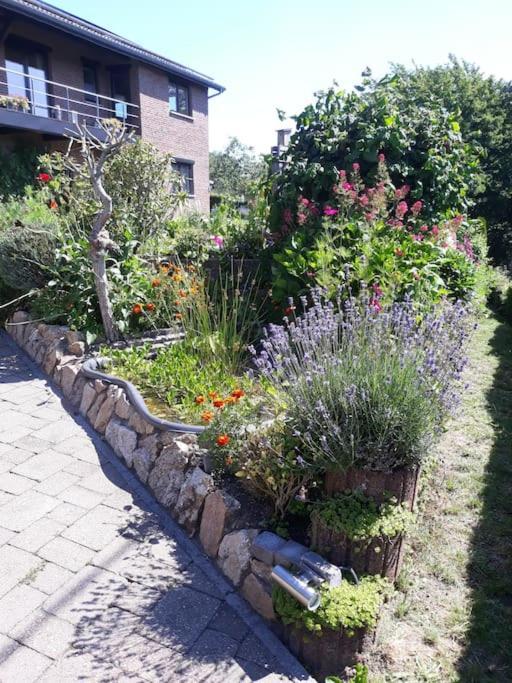 Studio Au Jardin Fleuri Verviers Exterior foto